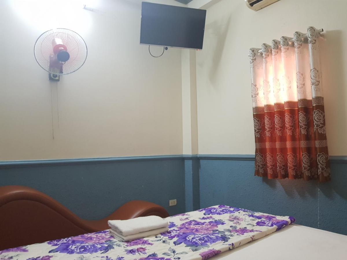 Van Thanh Dat Hotel Bandar Ho Chi Minh Luaran gambar